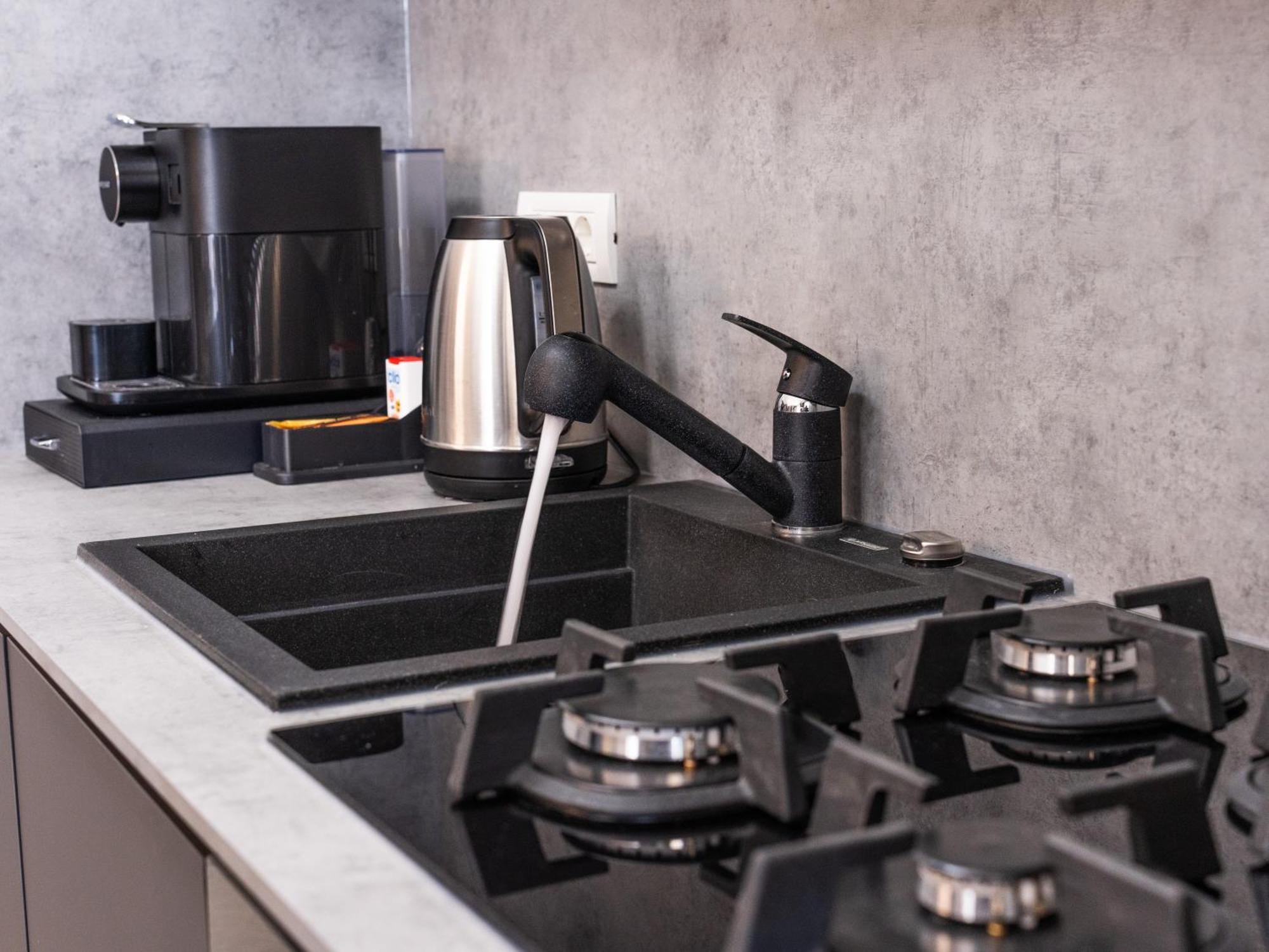 Fashion Stay-Valentino Apartment - By Openhouse Giroc Exteriér fotografie